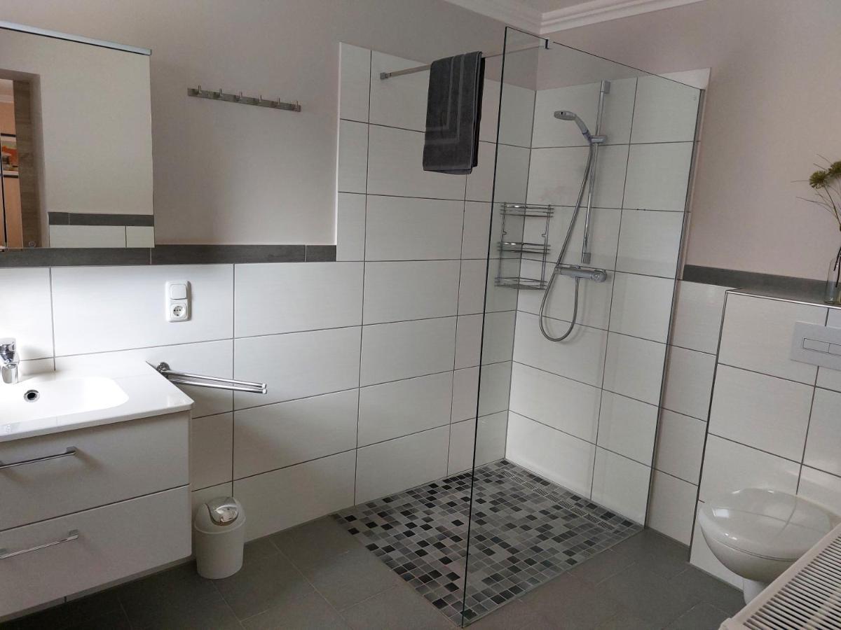 Haus Strandlust- Gemuetliches Studio Direkt Am Duemmer Apartment Lembruch Luaran gambar